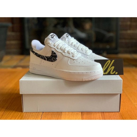 Size 7 w Nike Air Force 1 Low "Black Paisley" - Picture 4 of 5